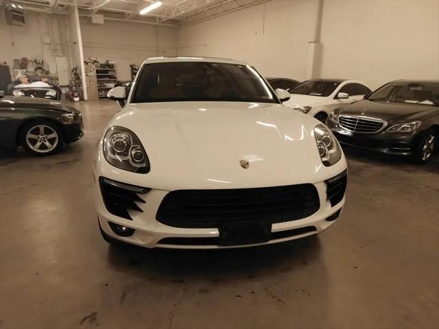 2018 Porsche Macan Macan