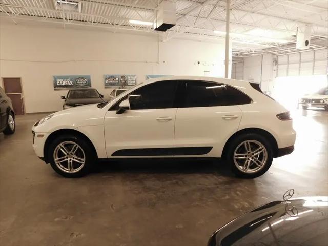 2018 Porsche Macan Macan