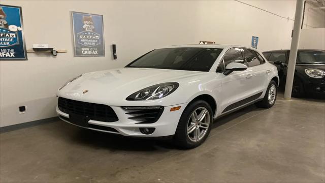 2018 Porsche Macan Macan