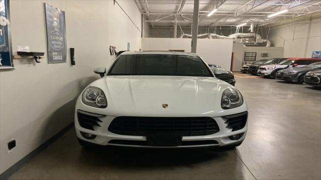 2018 Porsche Macan Macan