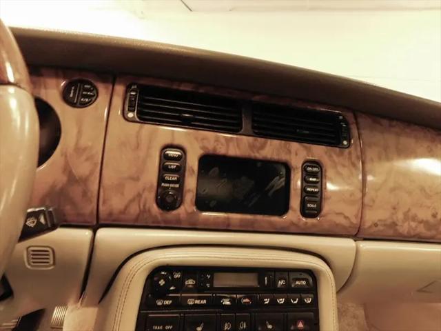 2001 Jaguar XK Supercharged