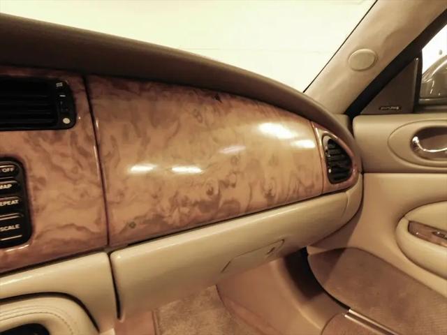 2001 Jaguar XK Supercharged