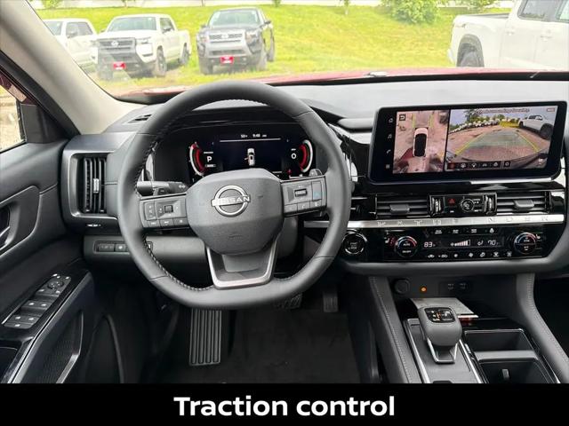 2026 Nissan Pathfinder SL