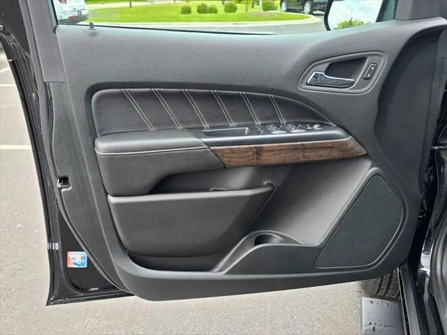 2022 GMC Canyon 4WD Crew Cab Short Box Denali
