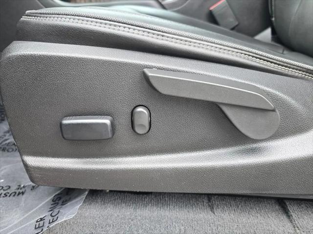 2022 GMC Canyon 4WD Crew Cab Short Box Denali