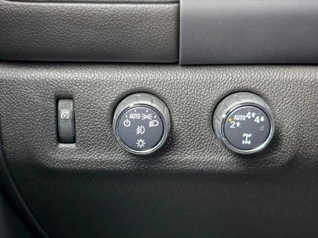 2022 GMC Canyon 4WD Crew Cab Short Box Denali