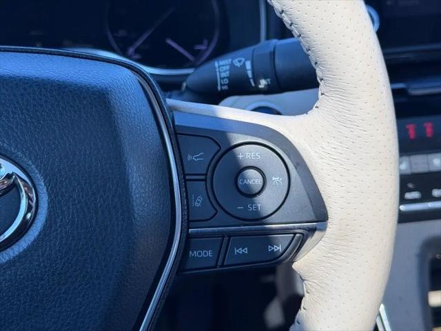 2020 Toyota Avalon Hybrid Limited