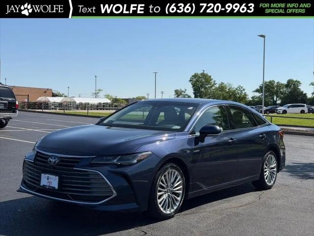 2020 Toyota Avalon Hybrid Limited for sale in Ballwin, MO