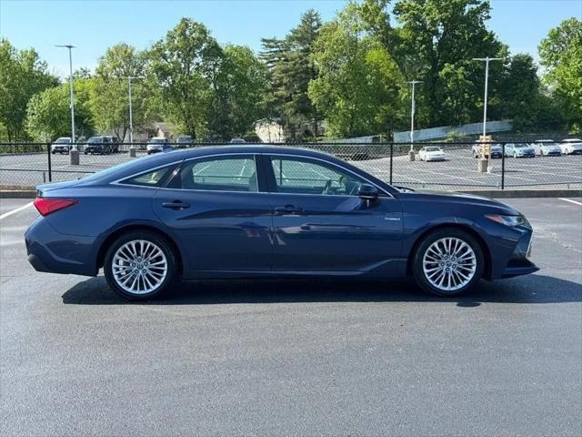 2020 Toyota Avalon Hybrid Limited
