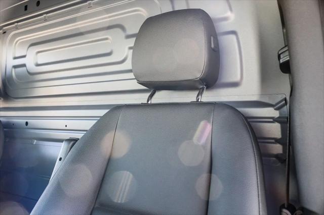 2025 Mercedes-Benz Sprinter 2500 Standard Roof 4-Cyl Diesel HO