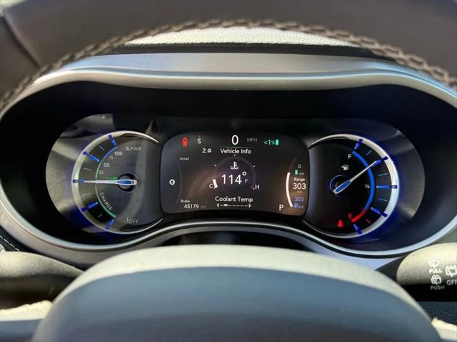 2024 Chrysler Pacifica Hybrid S Appearance Pkg