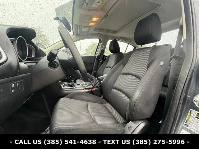 2015 Mazda Mazda3 i Touring