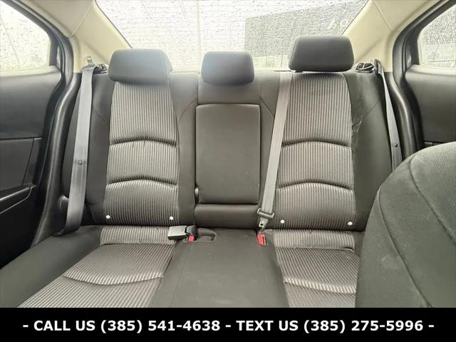 2015 Mazda Mazda3 i Touring