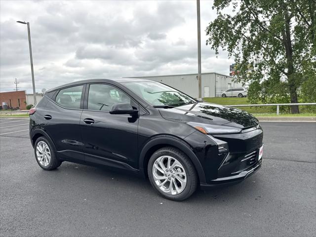 2027 Chevrolet Bolt LT FWD
