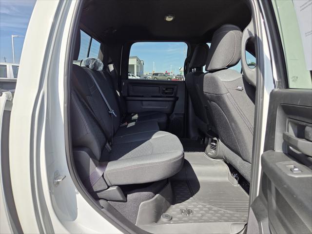 2026 Ram 2500 Black Express Crew Cab 4x4 8" Box