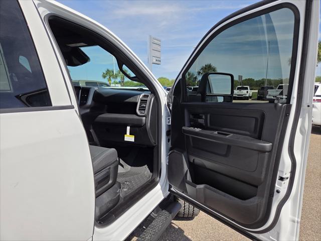 2026 Ram 2500 Black Express Crew Cab 4x4 8" Box