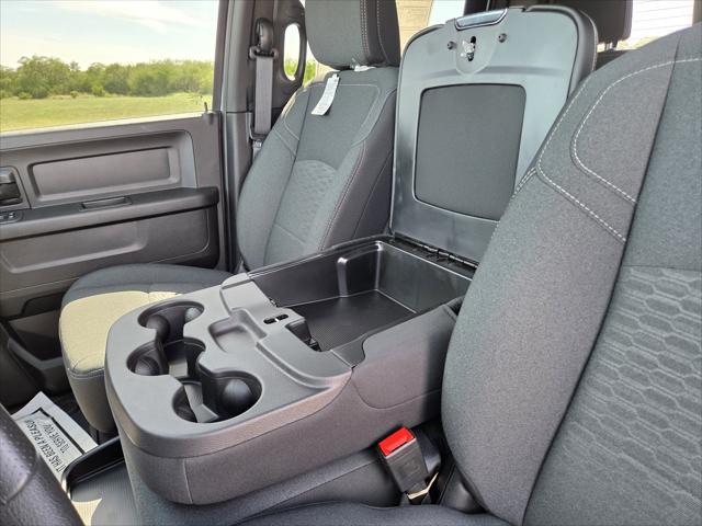 2026 Ram 2500 Black Express Crew Cab 4x4 8" Box