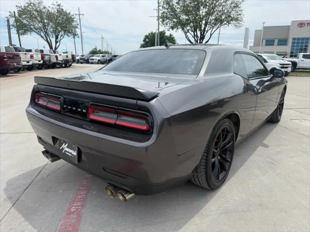 2016 Dodge Challenger R/T Plus