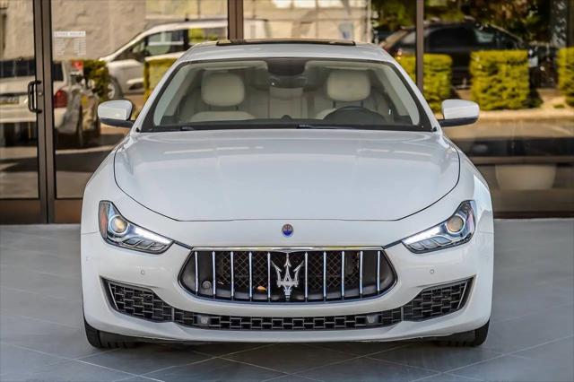 2018 Maserati Ghibli Standard