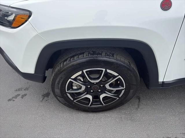 2025 Jeep Compass Trailhawk 4x4