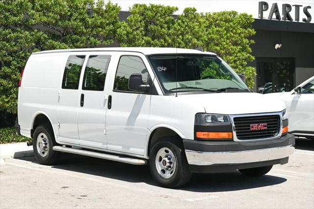 2022 GMC Savana Cargo RWD 2500 Regular Wheelbase Work Van