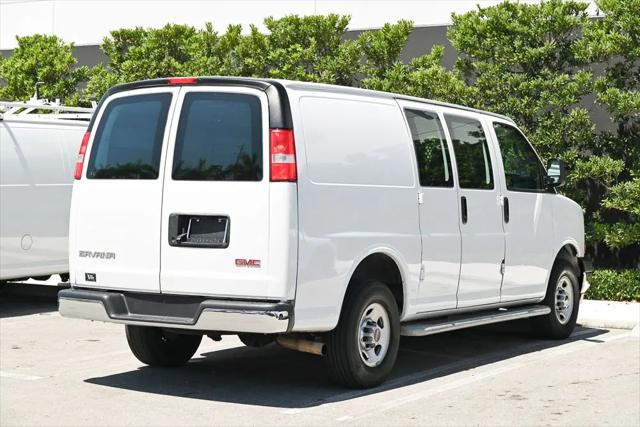 2022 GMC Savana Cargo RWD 2500 Regular Wheelbase Work Van