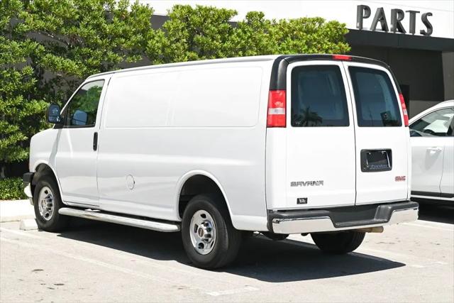 2022 GMC Savana Cargo RWD 2500 Regular Wheelbase Work Van