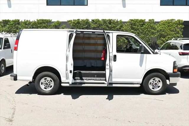 2022 GMC Savana Cargo RWD 2500 Regular Wheelbase Work Van