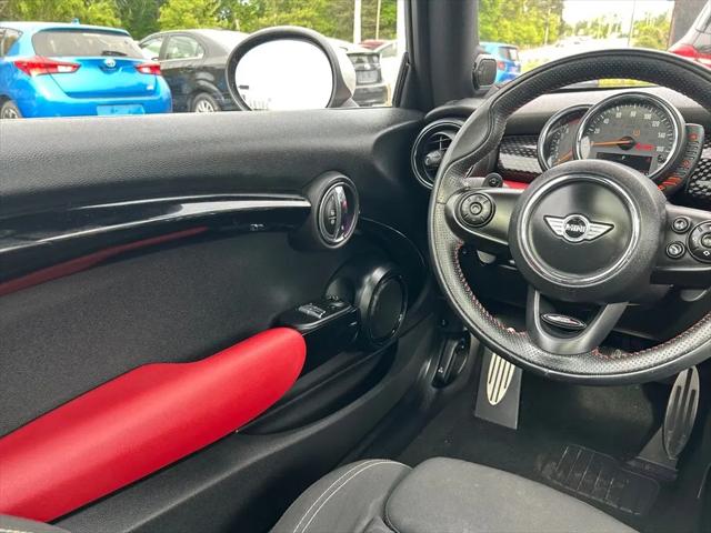 2017 MINI Hardtop Cooper S