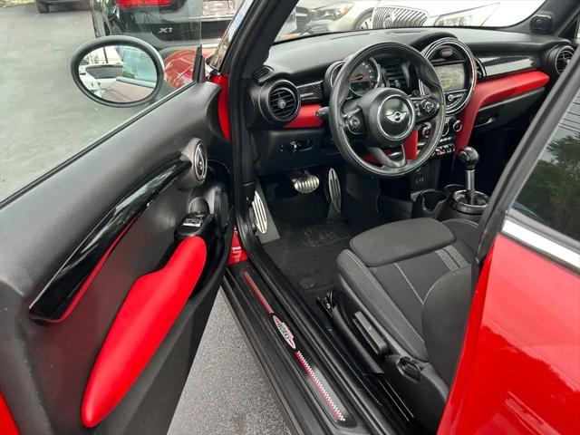 2017 MINI Hardtop Cooper S