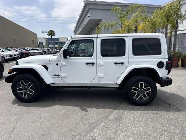 2025 Jeep Wrangler 4-Door Sahara 4x4