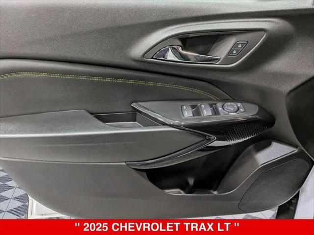 2025 Chevrolet Trax FWD LT