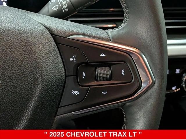 2025 Chevrolet Trax FWD LT