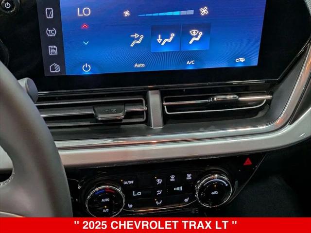 2025 Chevrolet Trax FWD LT