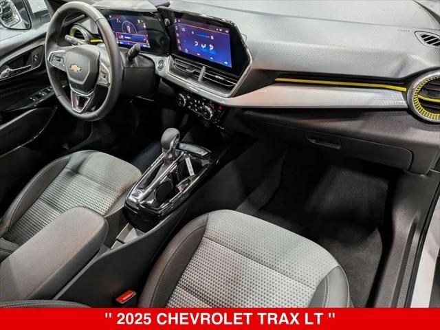 2025 Chevrolet Trax FWD LT
