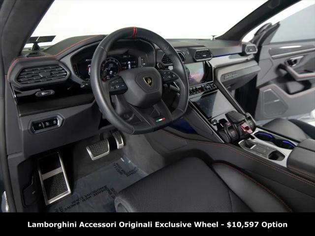 2024 Lamborghini Urus S