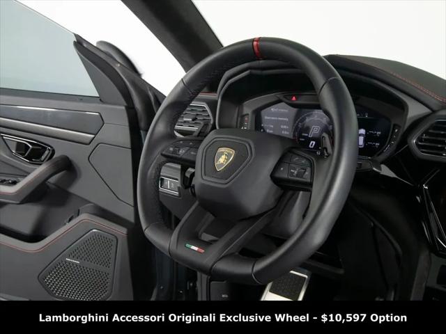 2024 Lamborghini Urus S