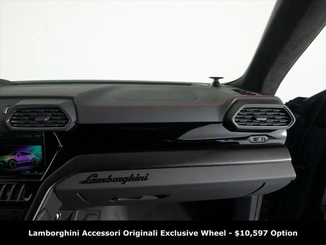 2024 Lamborghini Urus S