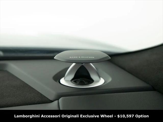 2024 Lamborghini Urus S