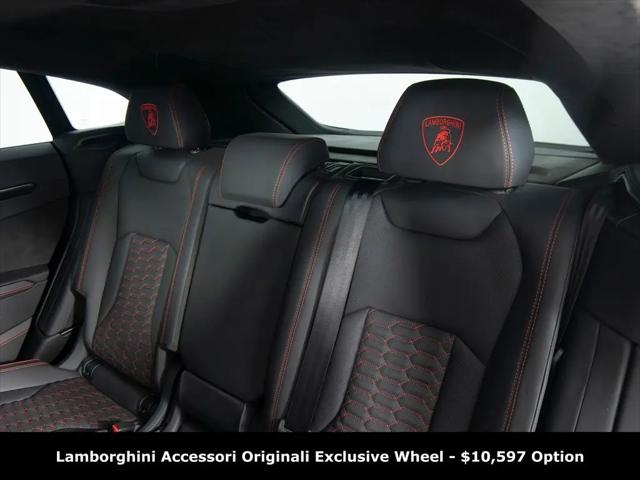 2024 Lamborghini Urus S