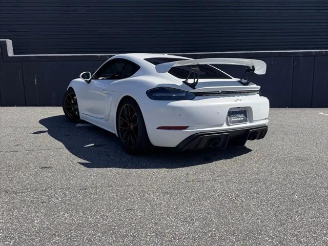 2022 Porsche 718 Cayman GT4