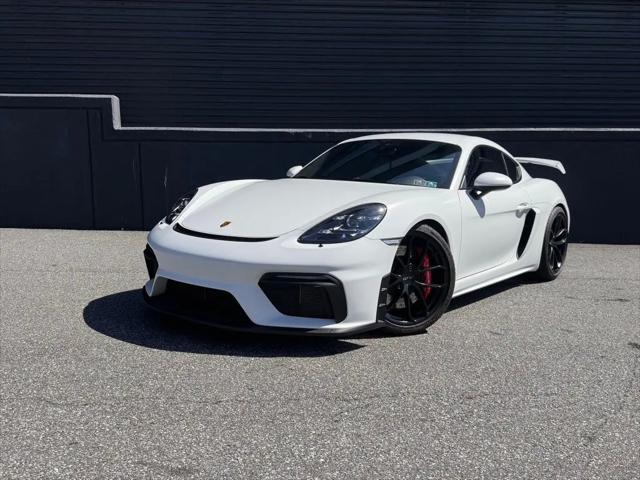 2022 Porsche 718 Cayman GT4