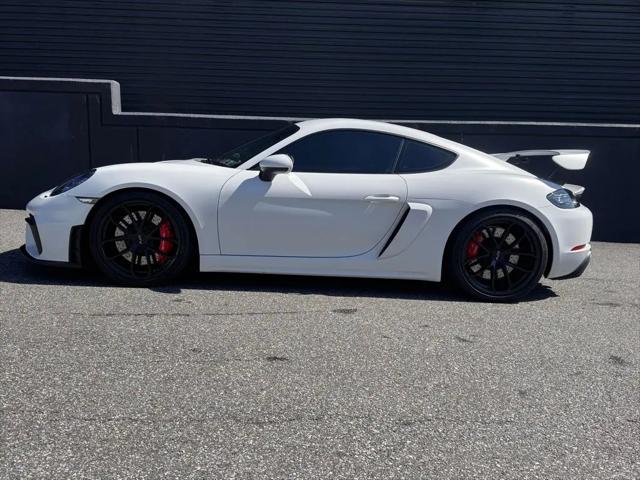 2022 Porsche 718 Cayman GT4