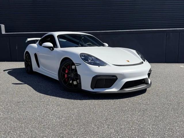 2022 Porsche 718 Cayman GT4