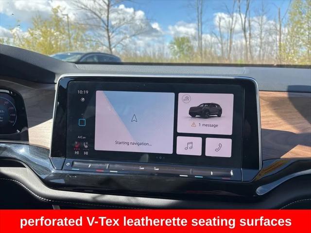 2025 Volkswagen Atlas 2.0T SE w/Technology