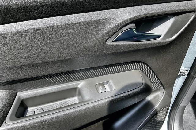 2027 Chevrolet Bolt LT FWD