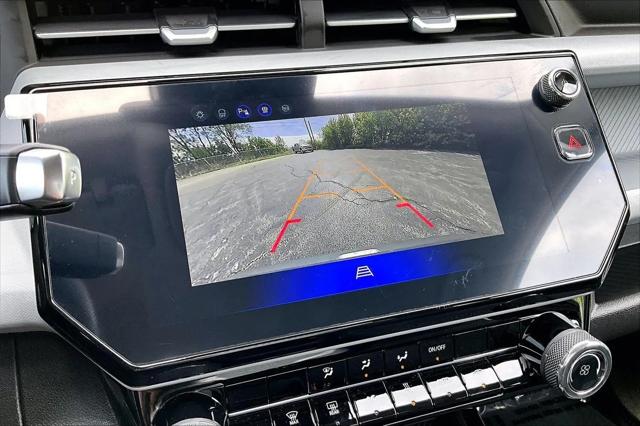 2027 Chevrolet Bolt LT FWD