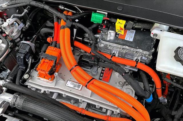 2027 Chevrolet Bolt LT FWD