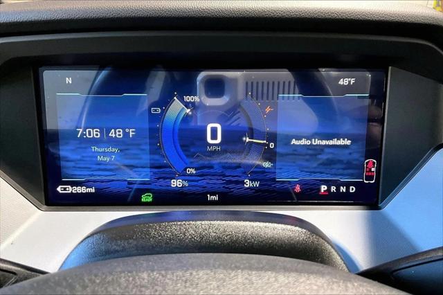 2027 Chevrolet Bolt LT FWD