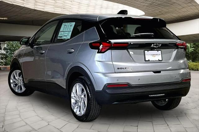 2027 Chevrolet Bolt LT FWD